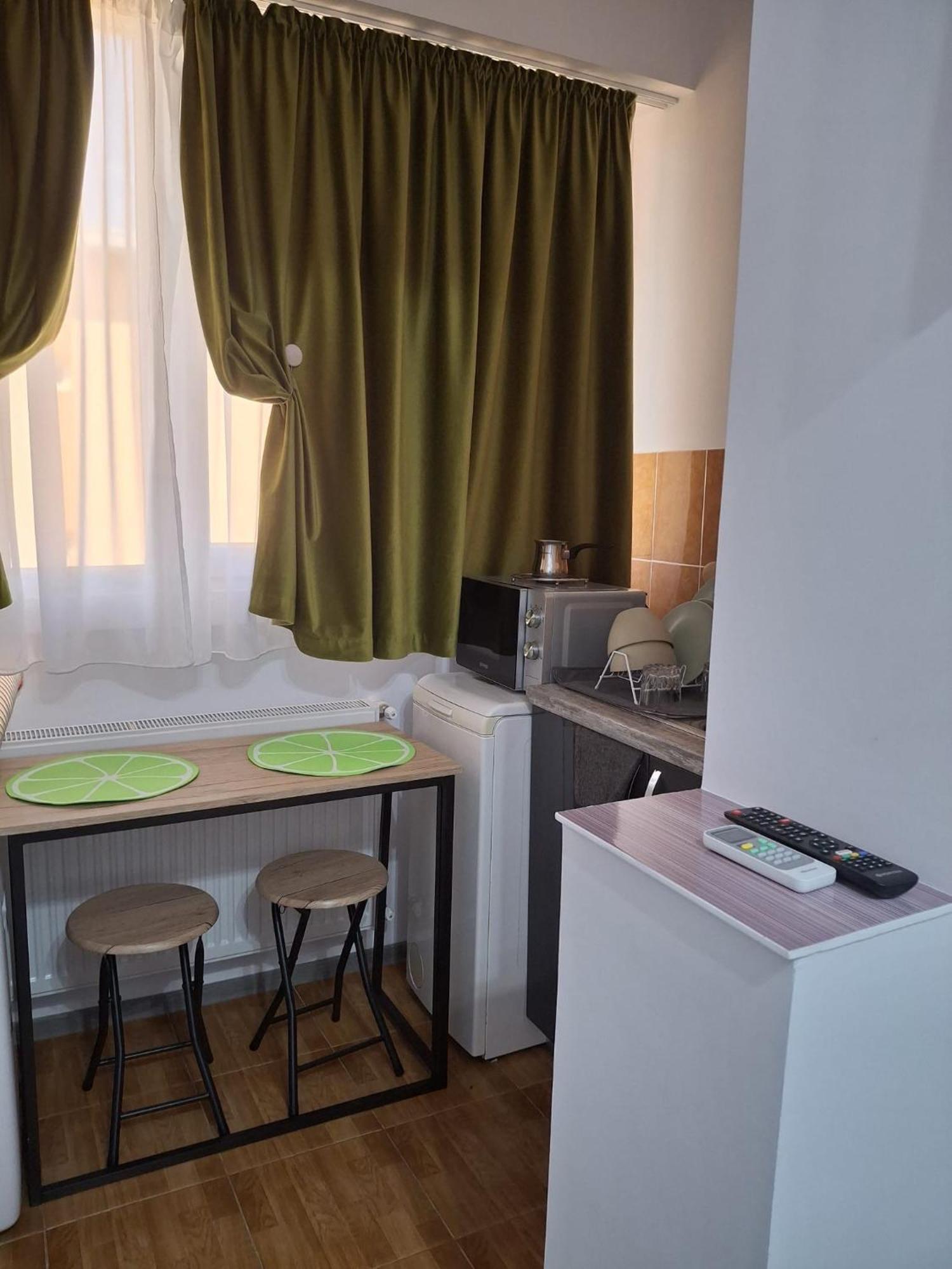 Anna Home Râmnicu Vâlcea エクステリア 写真