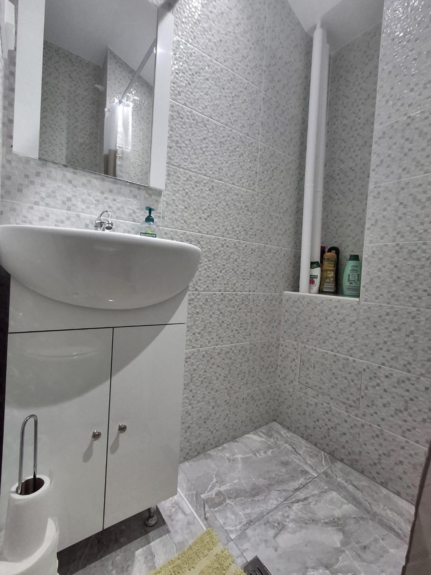 Anna Home Râmnicu Vâlcea エクステリア 写真