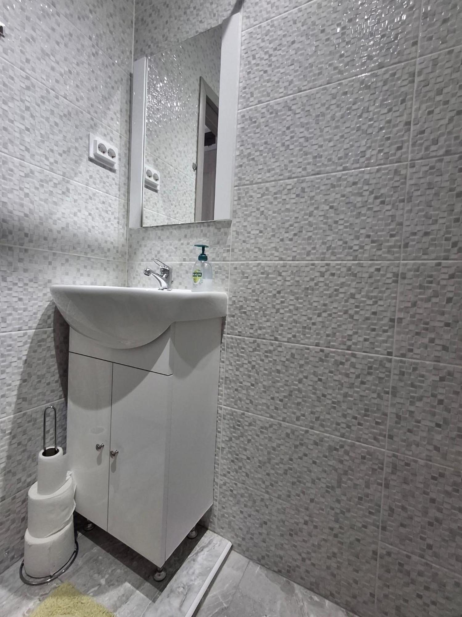 Anna Home Râmnicu Vâlcea エクステリア 写真